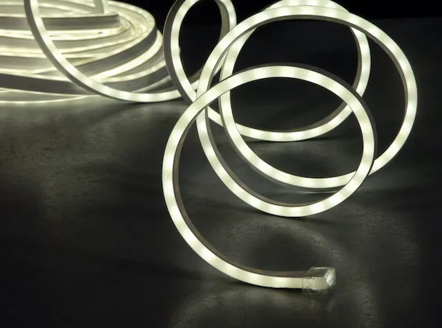 Φωτοσωλήνας NEON LED 10 μ. εξωτερικού χώρου ψυχρό λευκό
